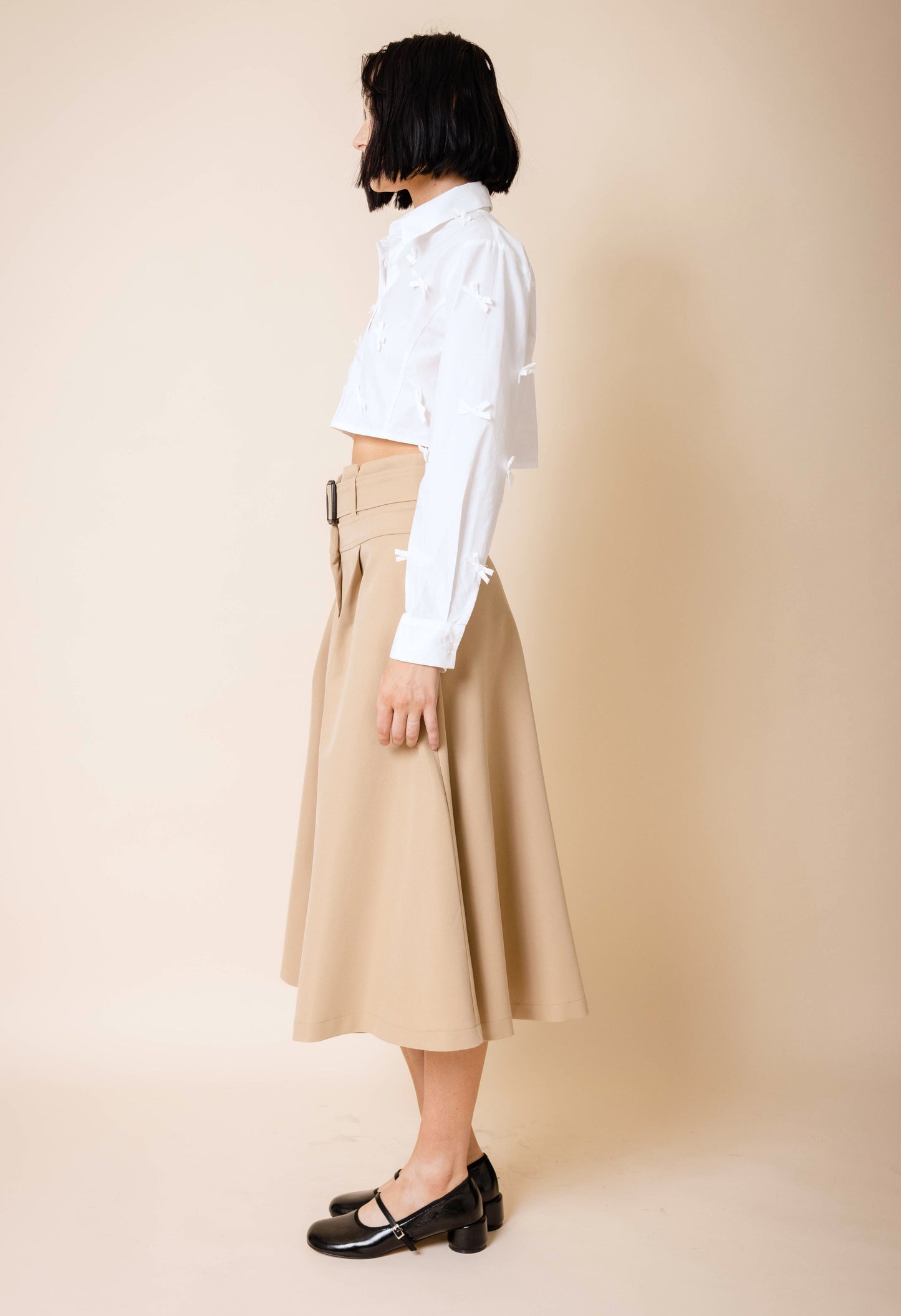 Cropped Bowtie Button Down In White