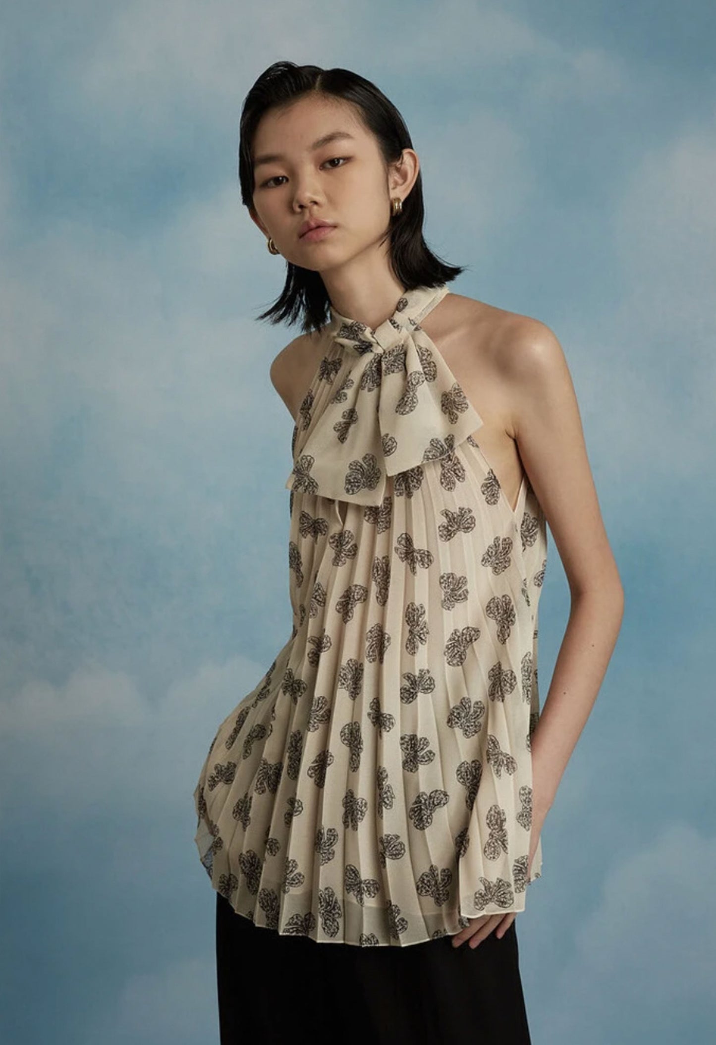 Iris Tie Neck Top in Cream Bow