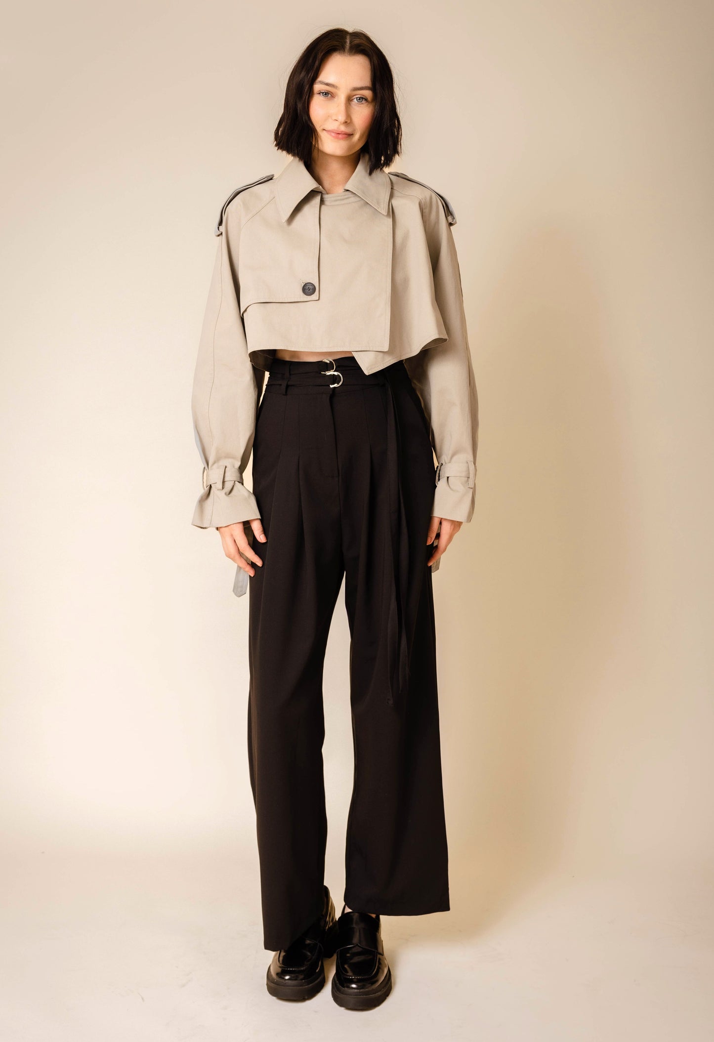Volta Pleated Trousers in Black