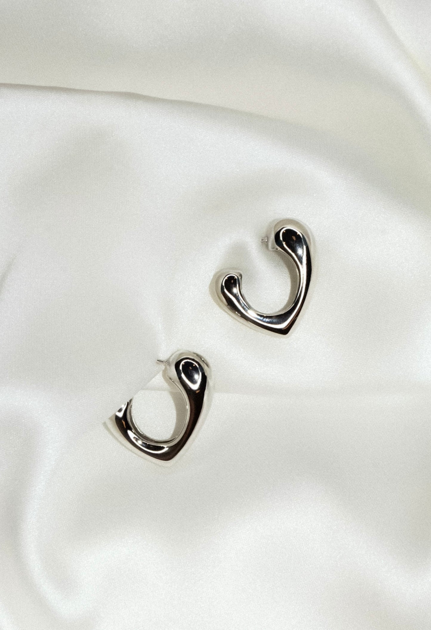 Valentine Earrings in Silver