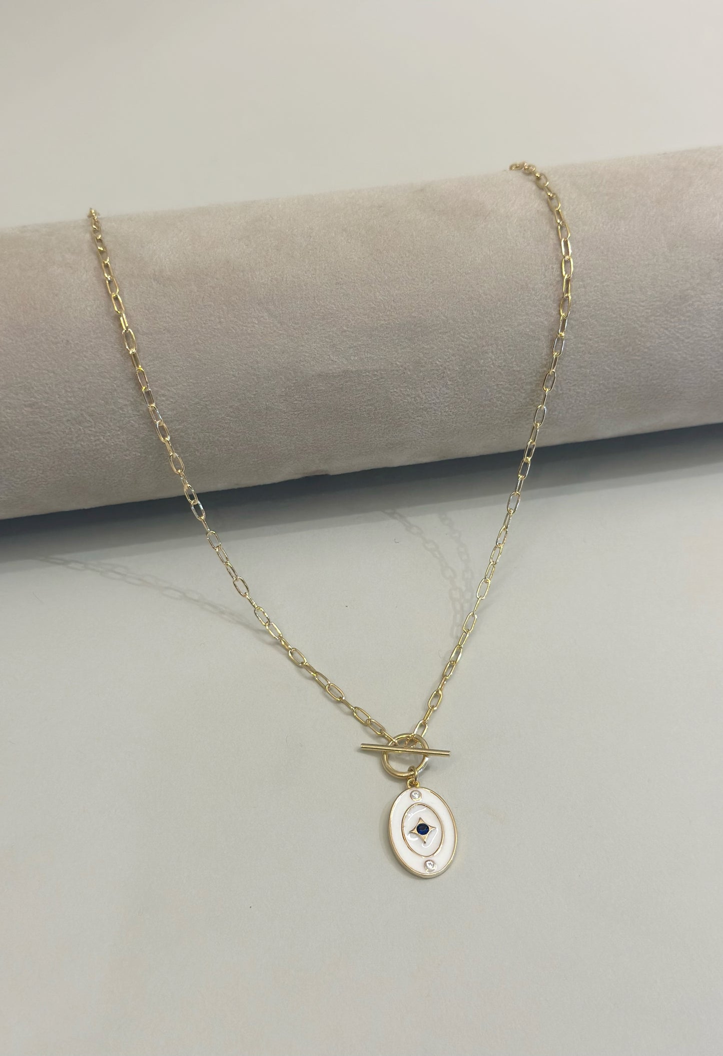 Ray Oval Pendant Necklace 14K Gold Vermeil